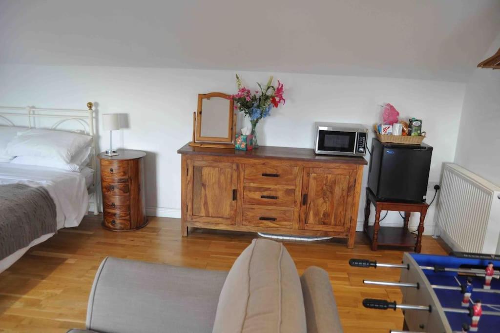 Bed@Byways, Holton Appartement Wincanton Buitenkant foto